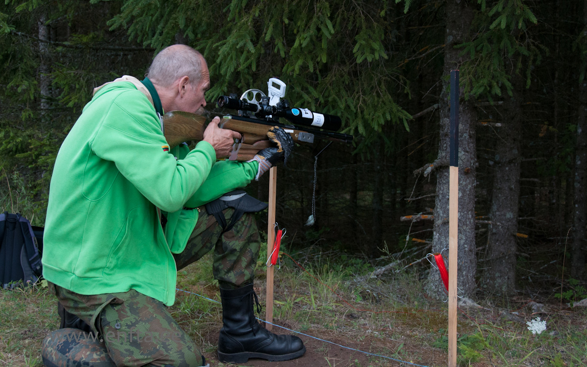 Aleksas Jaunius LT, Weihrauch HW 97 K, Leapers 8-32x56